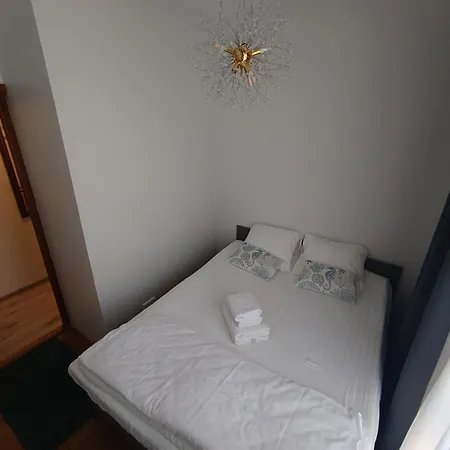 Kooli 27 , Apartamento *